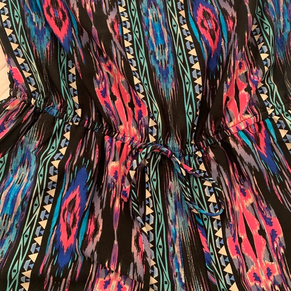 Patterned romper - Picture 3 of 3